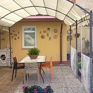 Appartamento Casa In Giardino